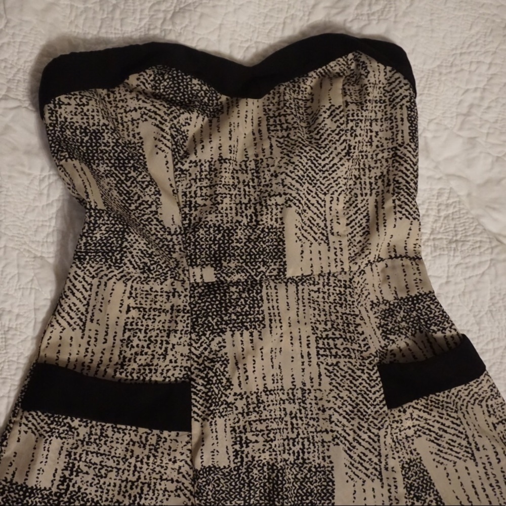 🖤Strapless dress with pockets 🖤